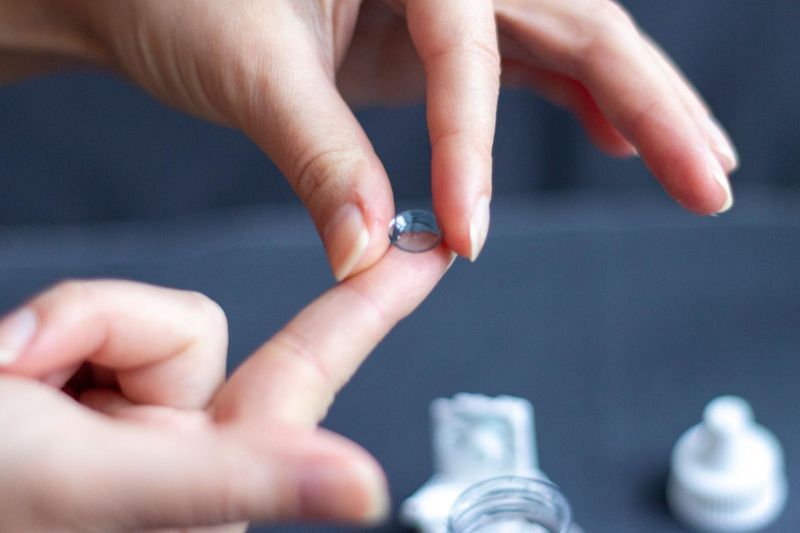 Ortho-K là phương pháp điều chỉnh loạn thị tạm thời bằng kính cứng thấm khí.