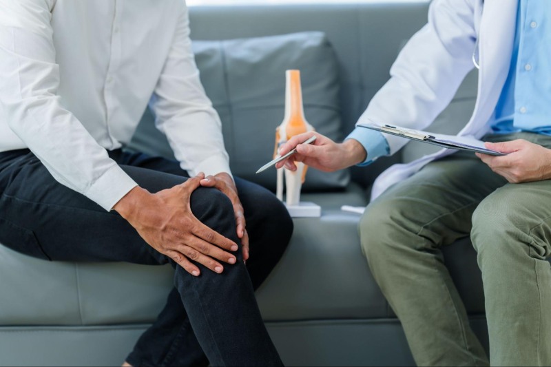 Thăm khám kiểm soát tình trạng bệnh