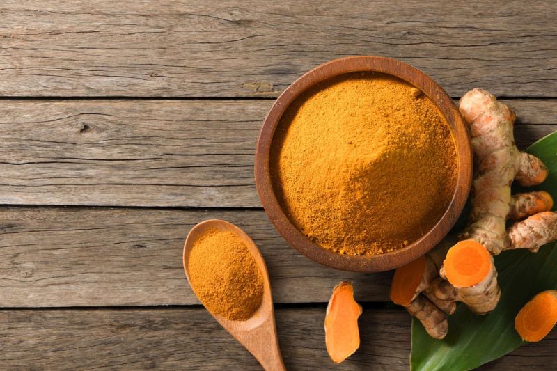 mặt nạ trà xanh và tinh bột nghệ