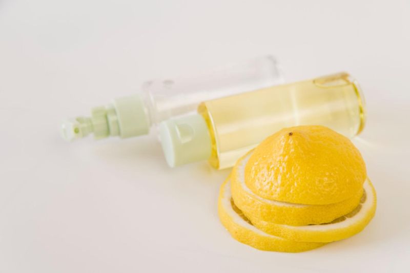 chanh kết hợp dầu dừa trị tàn nhang