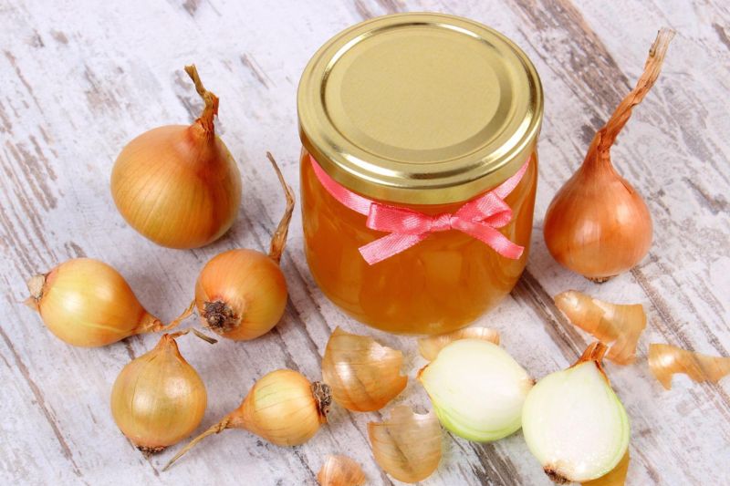 nước ép hành tây và mật ong hỗ trợ chữa nám