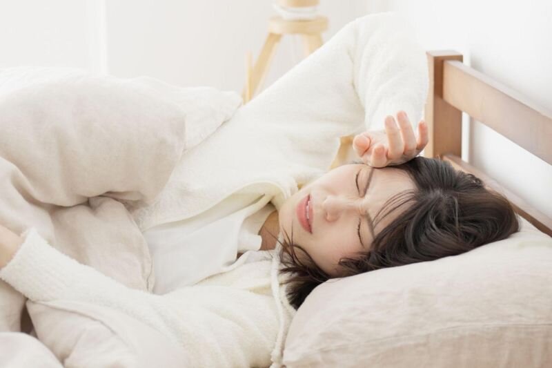 dấu hiệu bốc hỏa và đổ mồ hôi thường gặp nhất