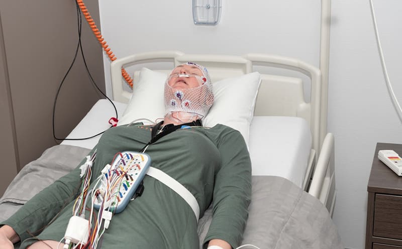 điện não đồ là phương pháp đánh giá chất lượng giấc ngủ