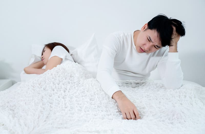 khi testosterone suy giảm, nam giới dễ bị rối loạn cương