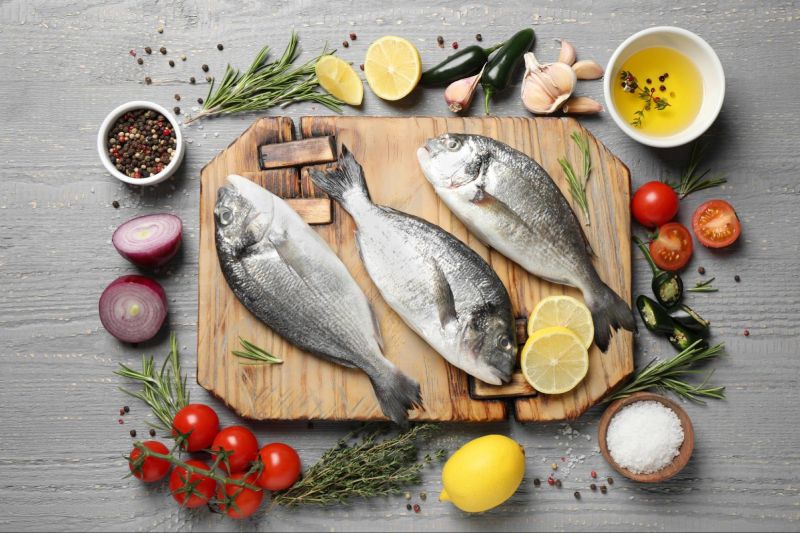 men gan cao có nên ăn hải sản