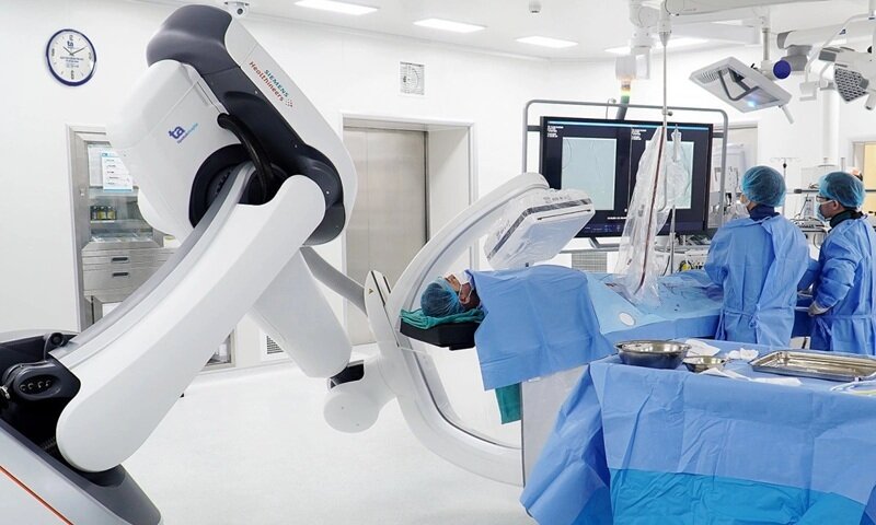 phẫu thuật có sự hỗ trợ của robot