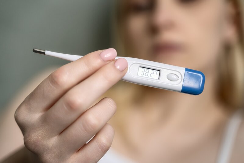 Sốt cao do virus chikungunya