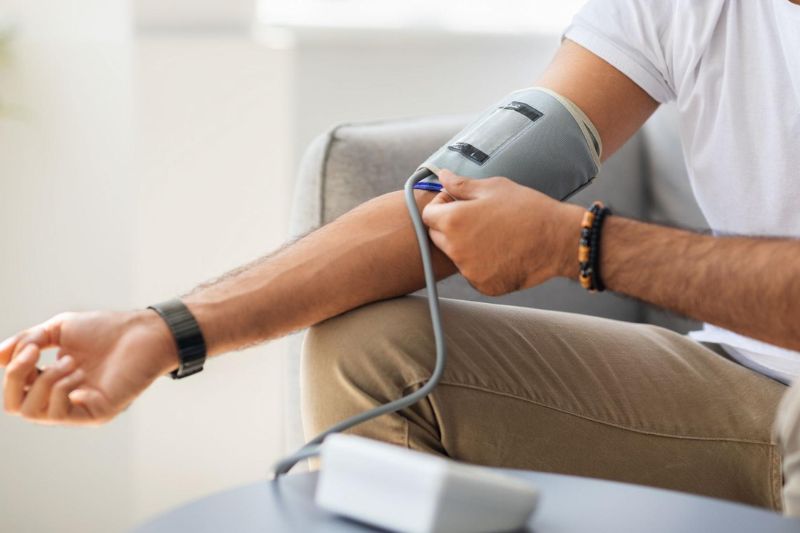 kiểm soát huyết áp tốt phòng cơ chế tiến triển nặng