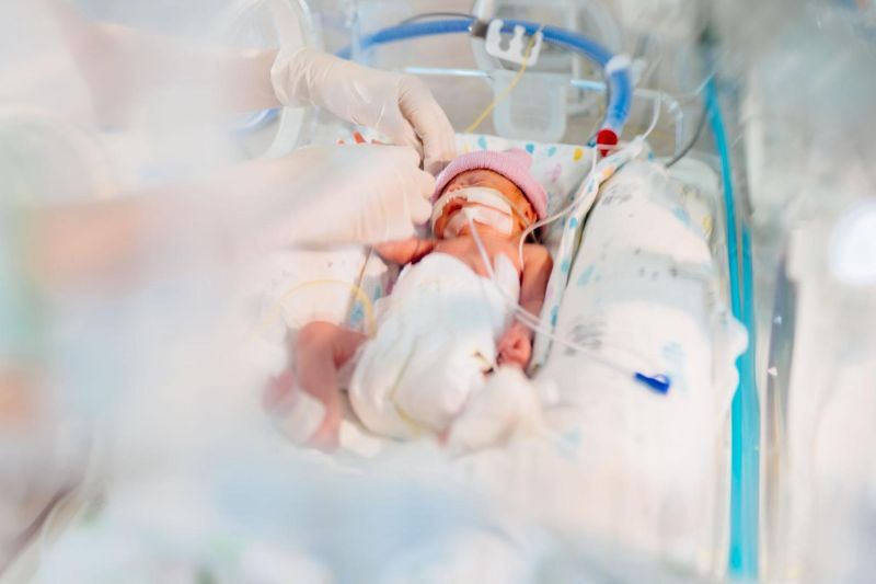 Mang thai trong giai đoạn mãn kinh và nguy cơ sinh non, nhẹ cân