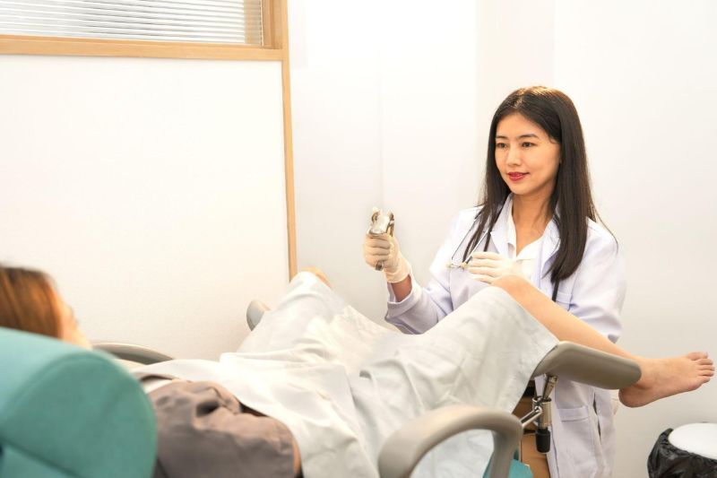 Khám phụ khoa định kỳ giúp theo dõi nội tiết và phát hiện sớm bệnh lý âm đạo, tiết niệu