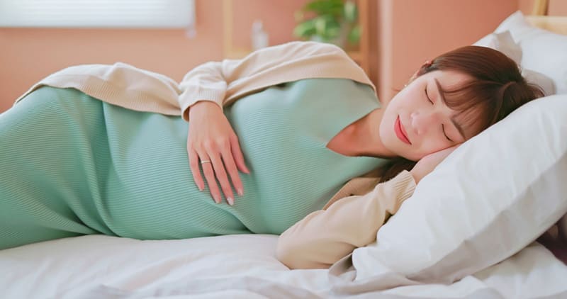 phụ nữ có thai nên nằm nghiêng bên trái