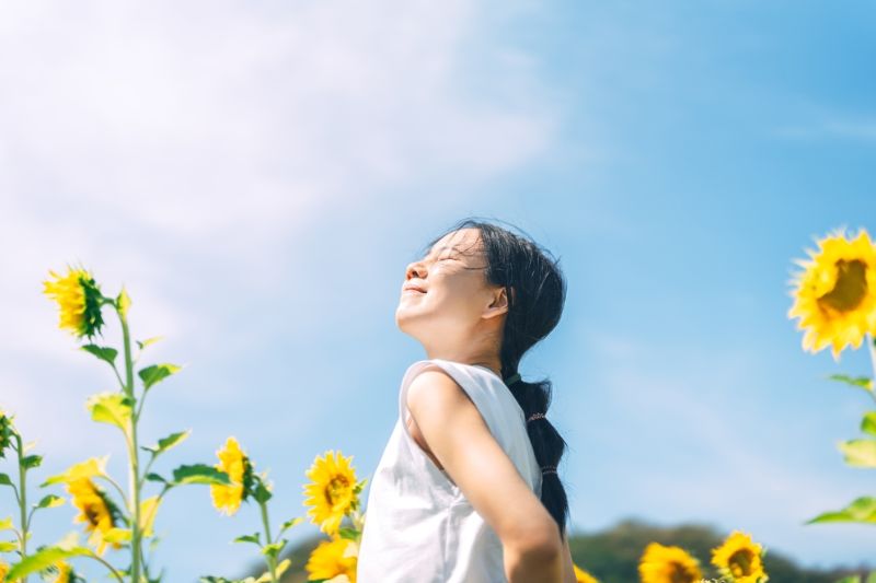 da tiếp xúc với tia uv làm đồi mồi xuất hiện