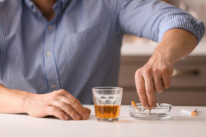từ bỏ thuốc lá và rượu bia ngăn ngừa suy tim