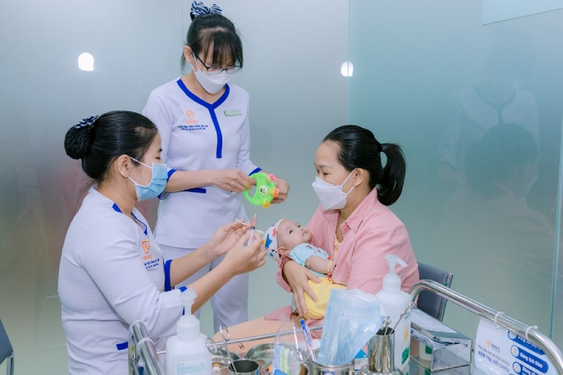 Tiêm kháng thể RSV tại VNVC