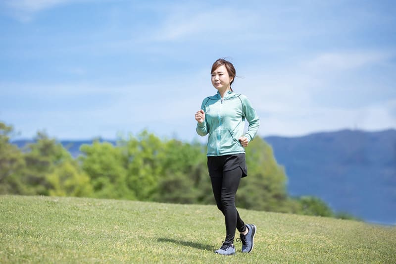 tiếp xúc với ánh sáng tự nhiên