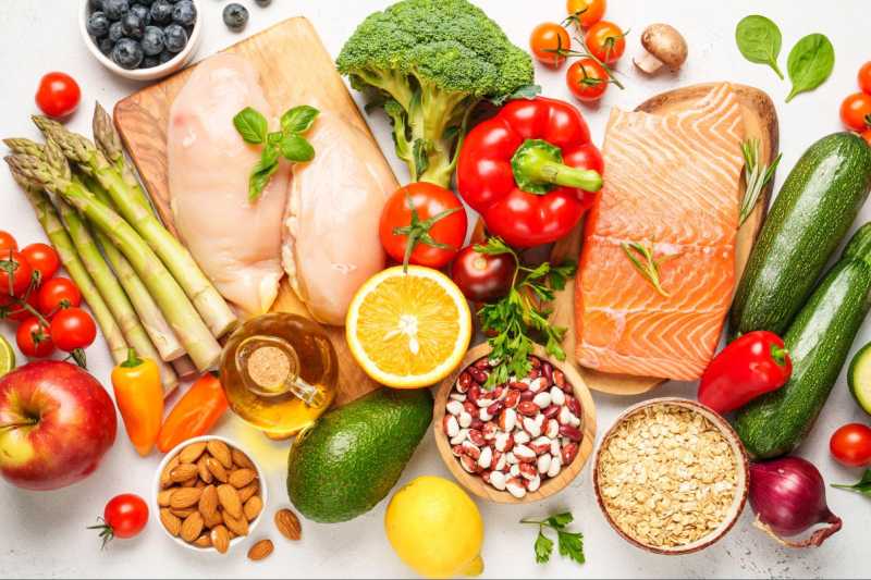 Dinh dưỡng có thể ảnh hưởng đến việc dậy thì sớm hoặc mãn kinh sớm