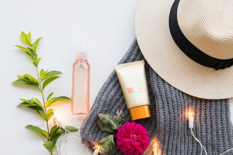 duy trì thói quen dùng kem chống nắng mỗi ngày