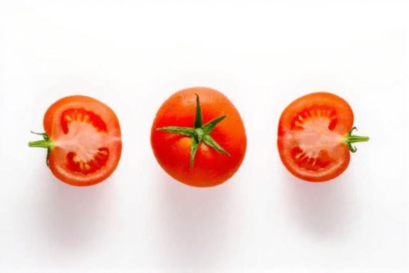 trị đồi mồi bằng cà chua