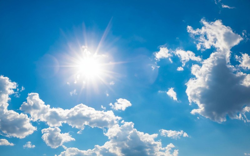 Ánh nắng mặt trời có thể gây tăng sắc tố da