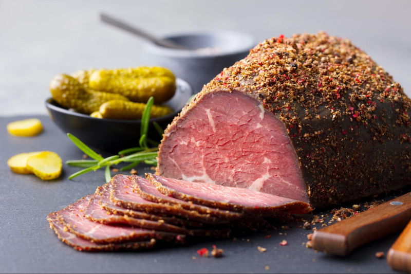 bị nhồi máu cơ tim nên ăn ít thịt đỏ