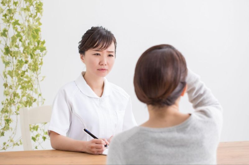 gặp bác sĩ tư vấn