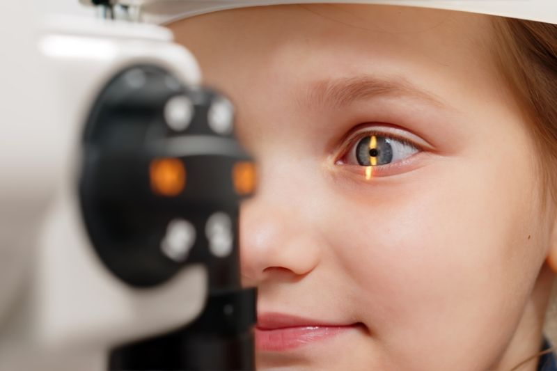 thăm khám chuyên khoa mắt