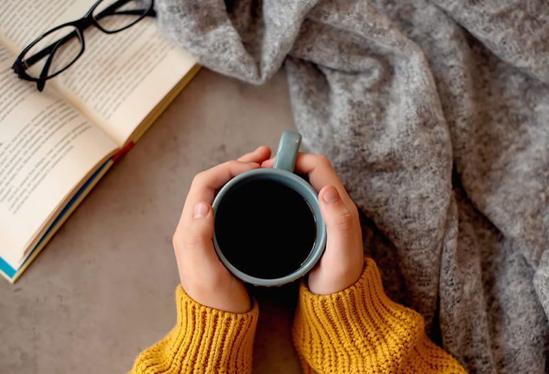 có thể gây buồn ngủ và phụ thuộc vào cà phê