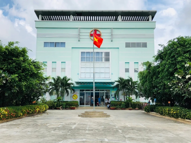 trung tâm y tế hóc môn
