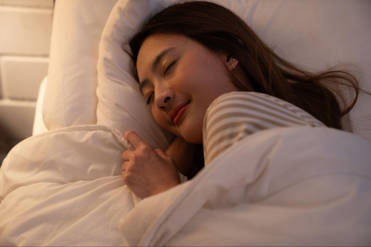 cô gái ngủ ngon giấc