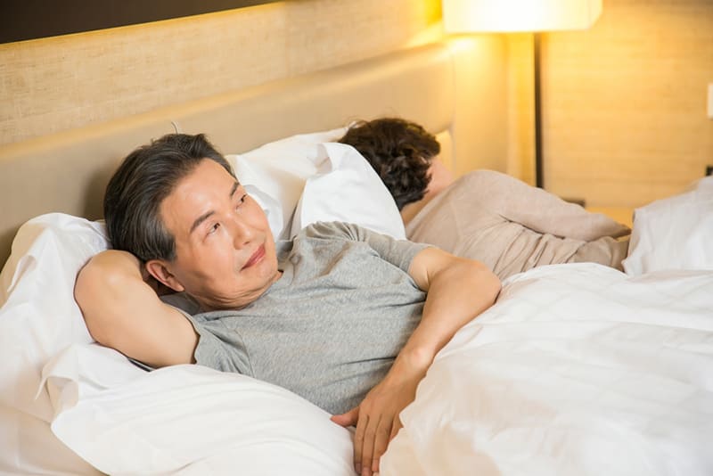 suy giảm nội tiết tố sinh dục ở tuổi trung niên