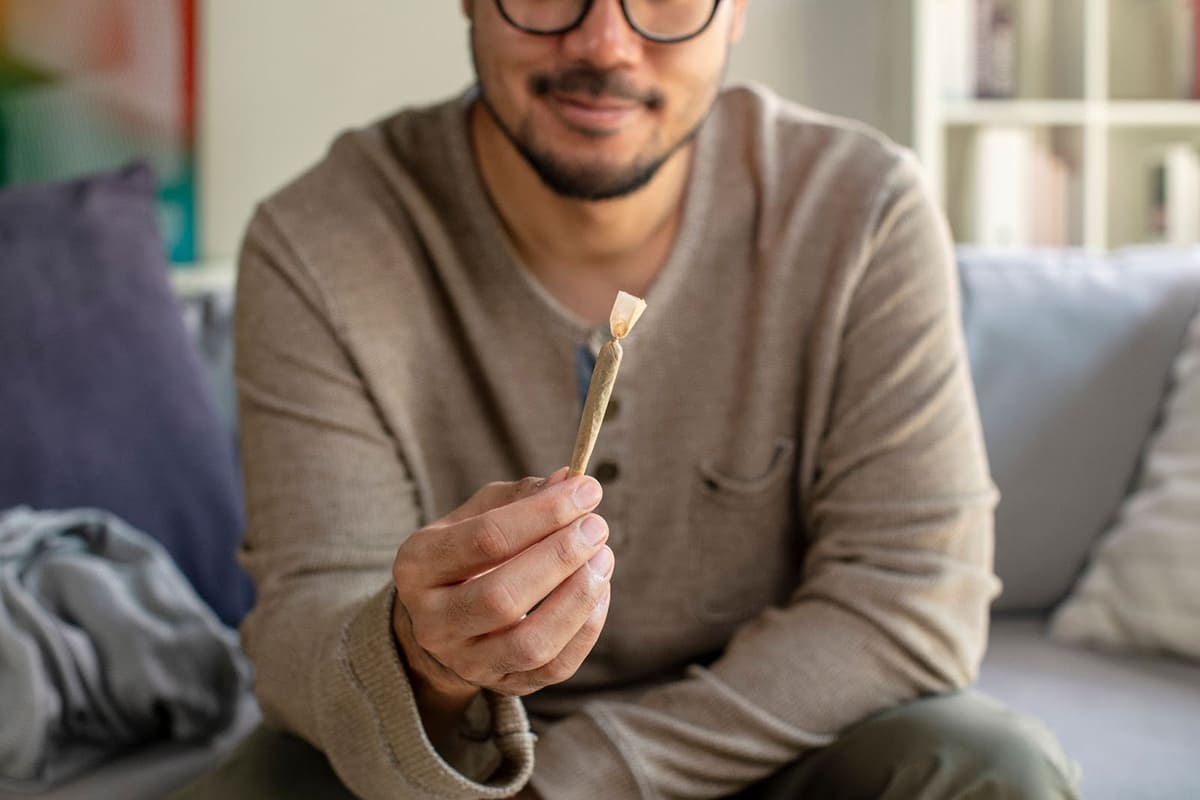 hút cần sa làm giảm hormone testosterone