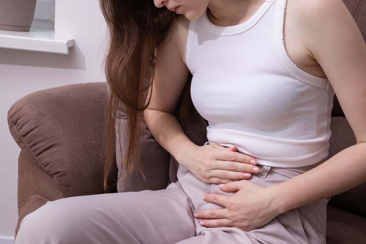 thường xuyên thức khuya gây rối loạn kinh nguyệt