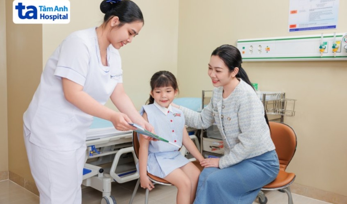 thăm khám sức khỏe nhân ngày quốc tế gia đình