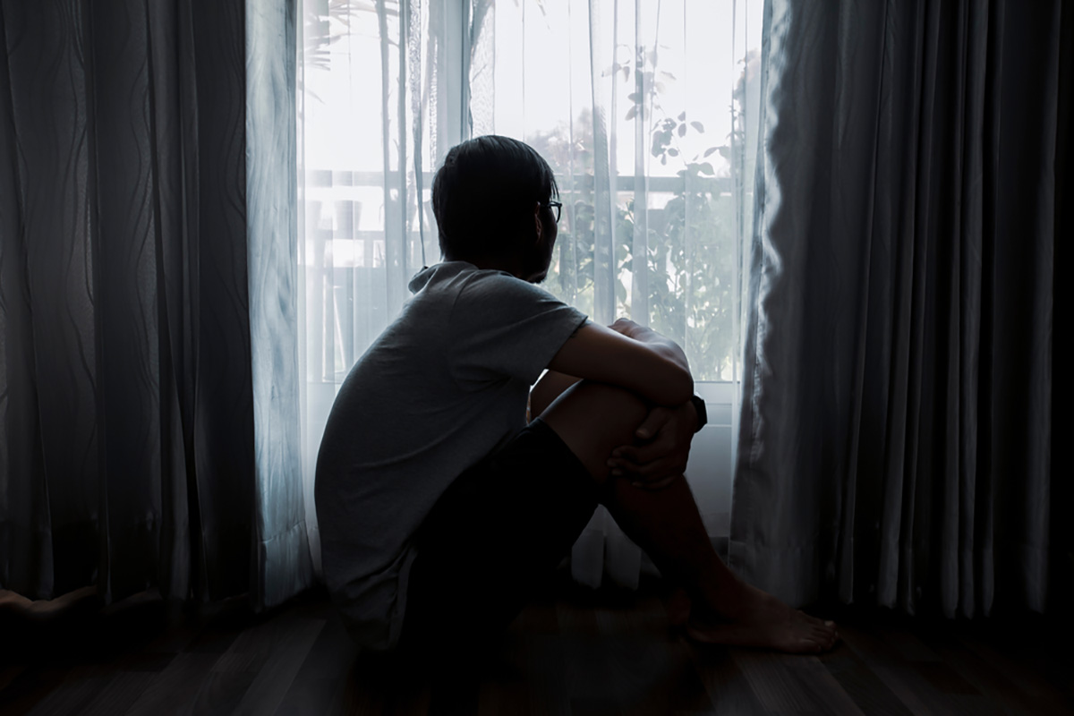 tai nạn, bạo lực và stress lâu ngày