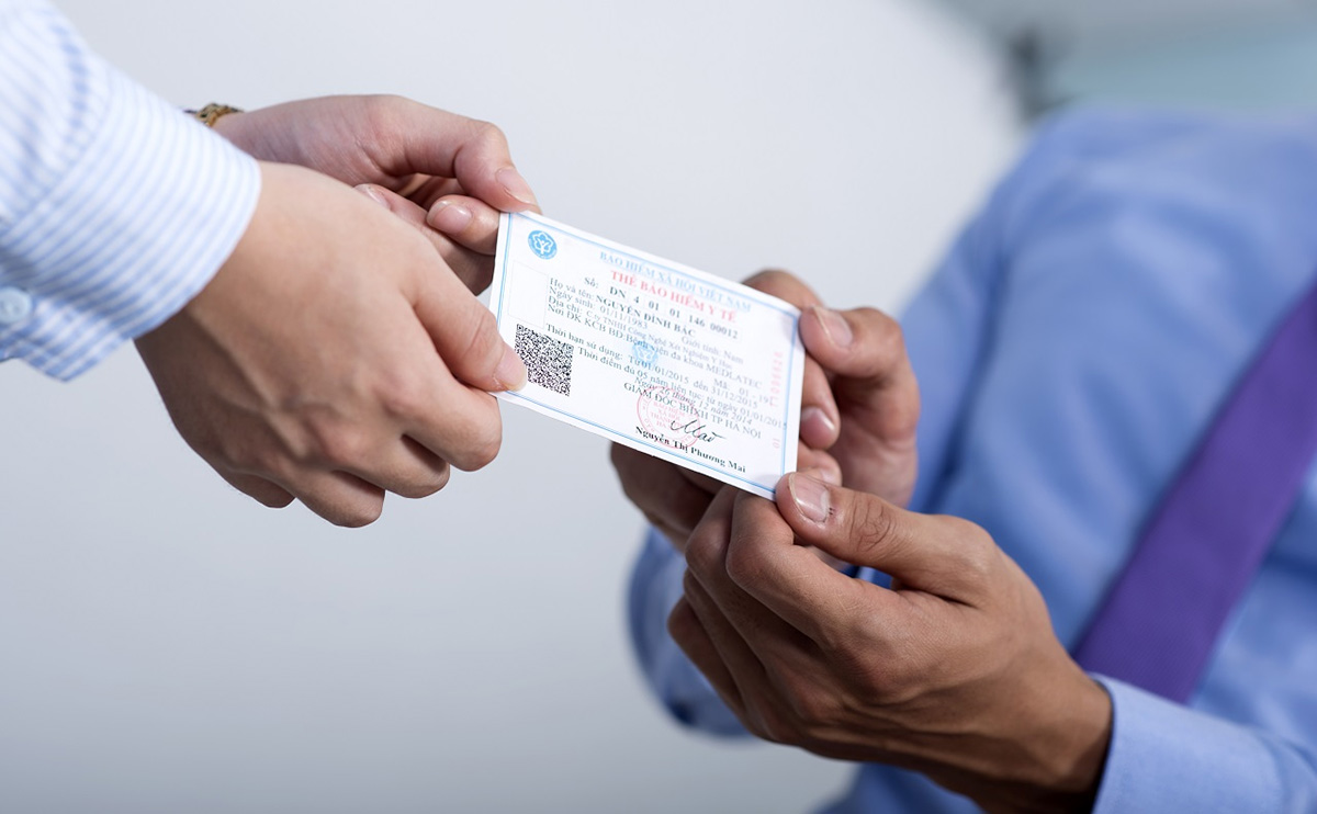 bảo hiểm y tế giúp giảm chi phí