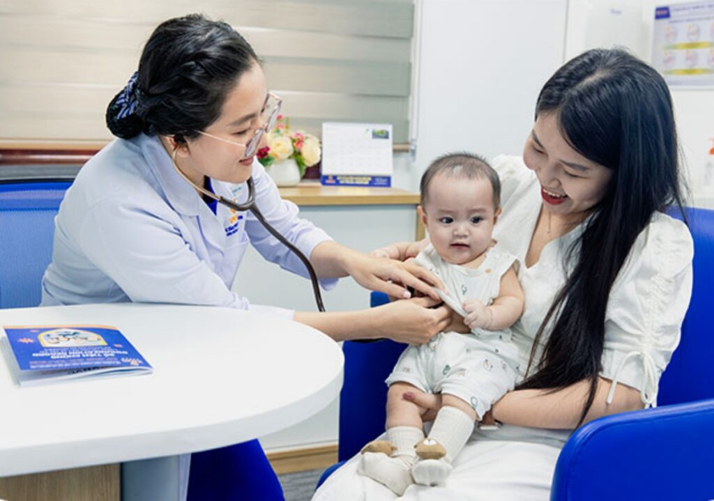 bé tiêm tại vnvc đà lạt