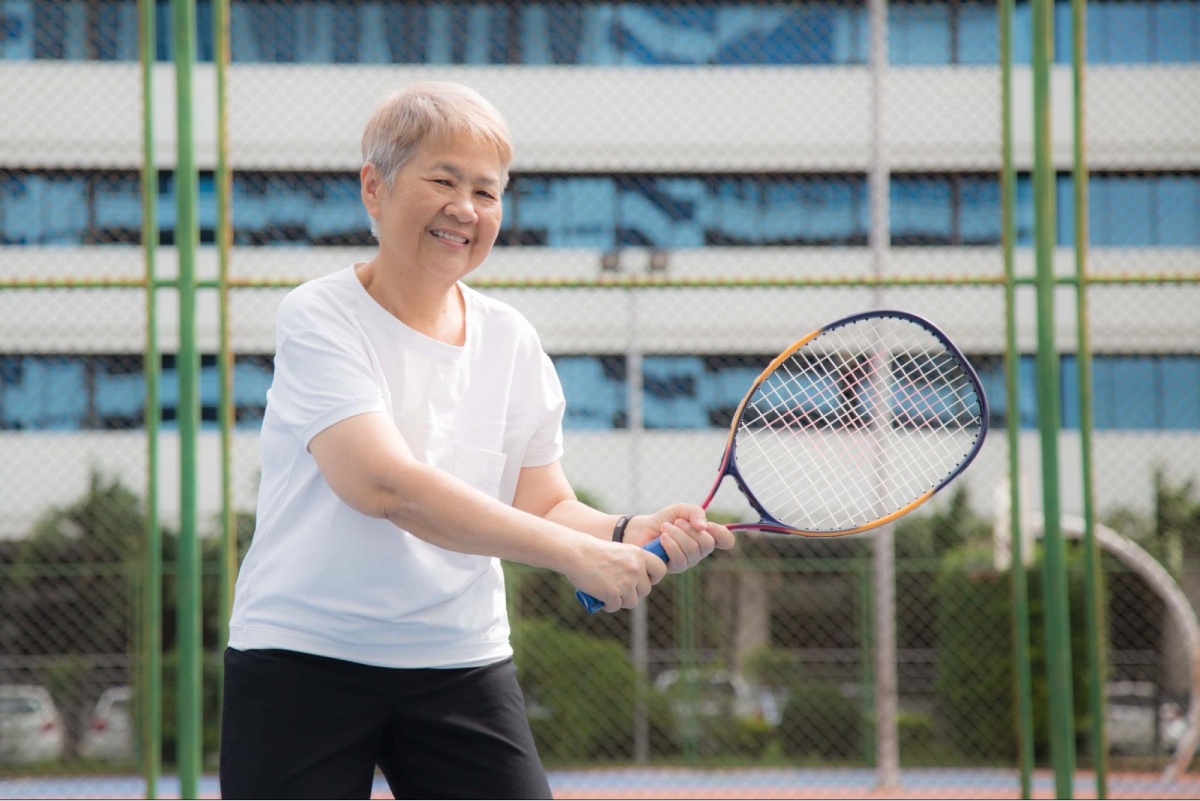 Tennis không phải là bộ môn thể thao dành cho người bị thoát vị đĩa đệm