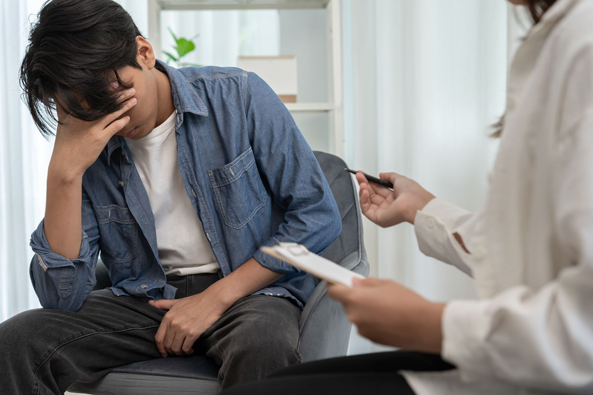 nên chủ động thăm khám chuyên khoa