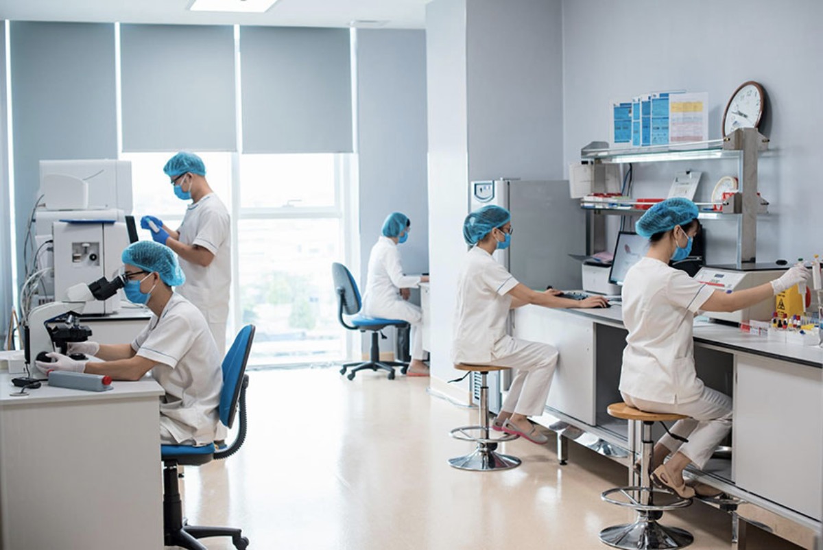 phòng xét nghiệm hiện đại